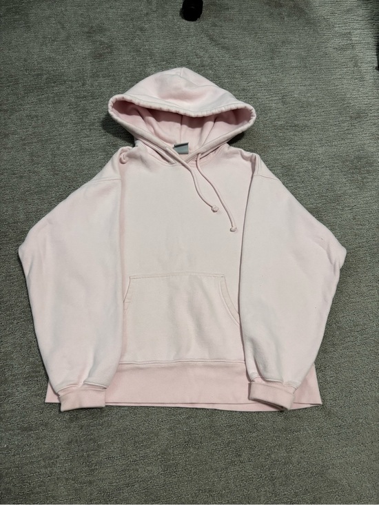 Aritzia Sweaters - Aritzia TNA cozy af hoodie